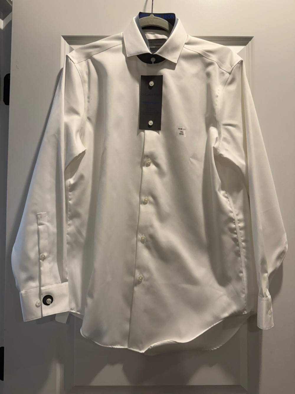 NWT ck Calvin Klein Men’s White Slim-Fit Dress, Size 15 1/2